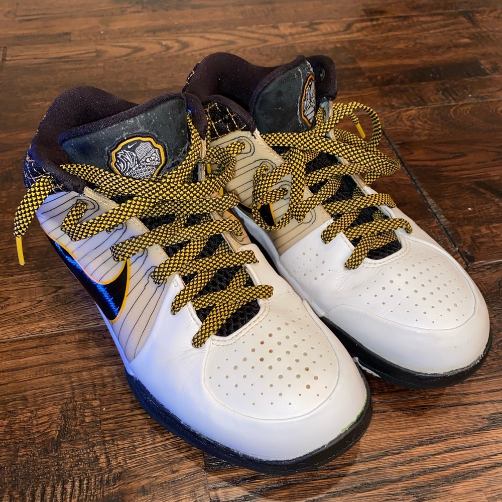 Nike Kobe 4 OG 2008 “POP” - Size 8.5